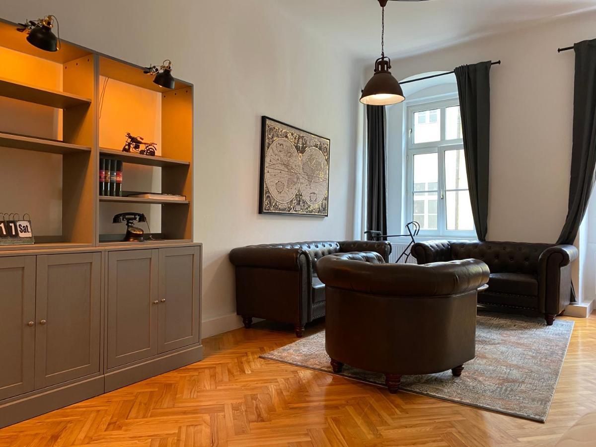 Industrial Apartment Schlossberg Linz Eksteriør billede